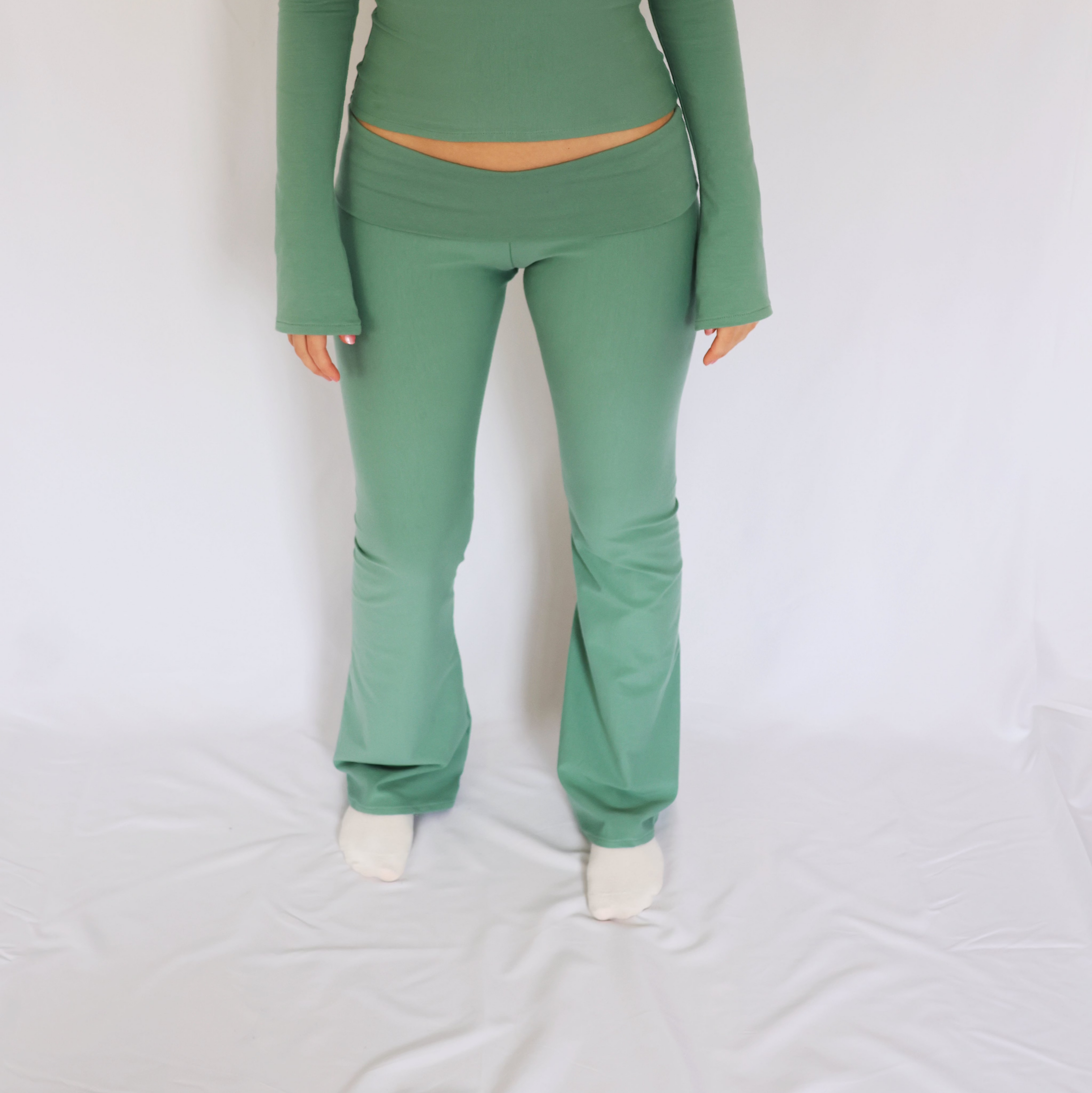 Low waist flare fold over pants - Sage