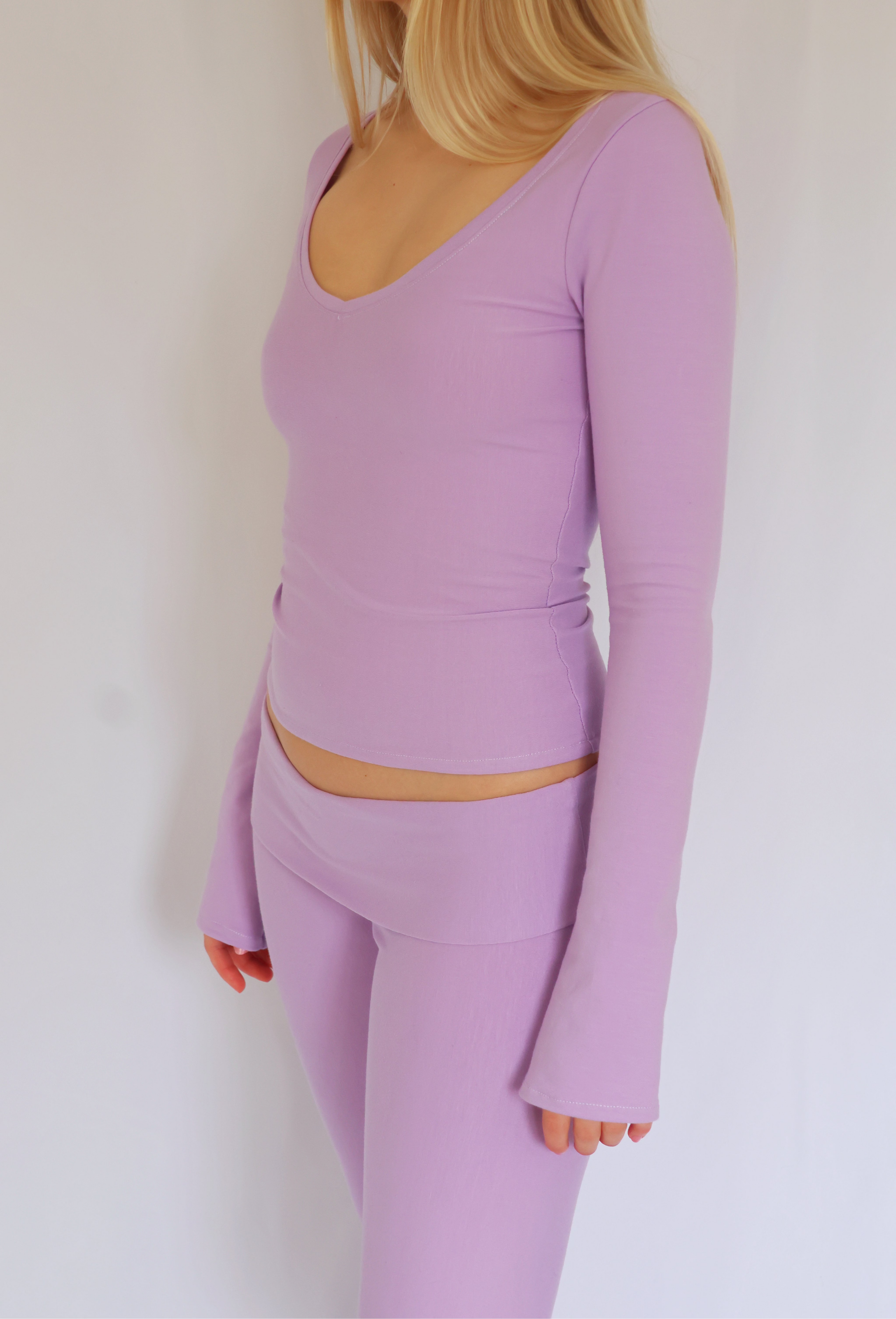 V-neck shirt - Lavender